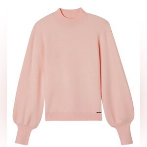 S300. Ellie Tahari. Elegant Blush Pink Sweater.